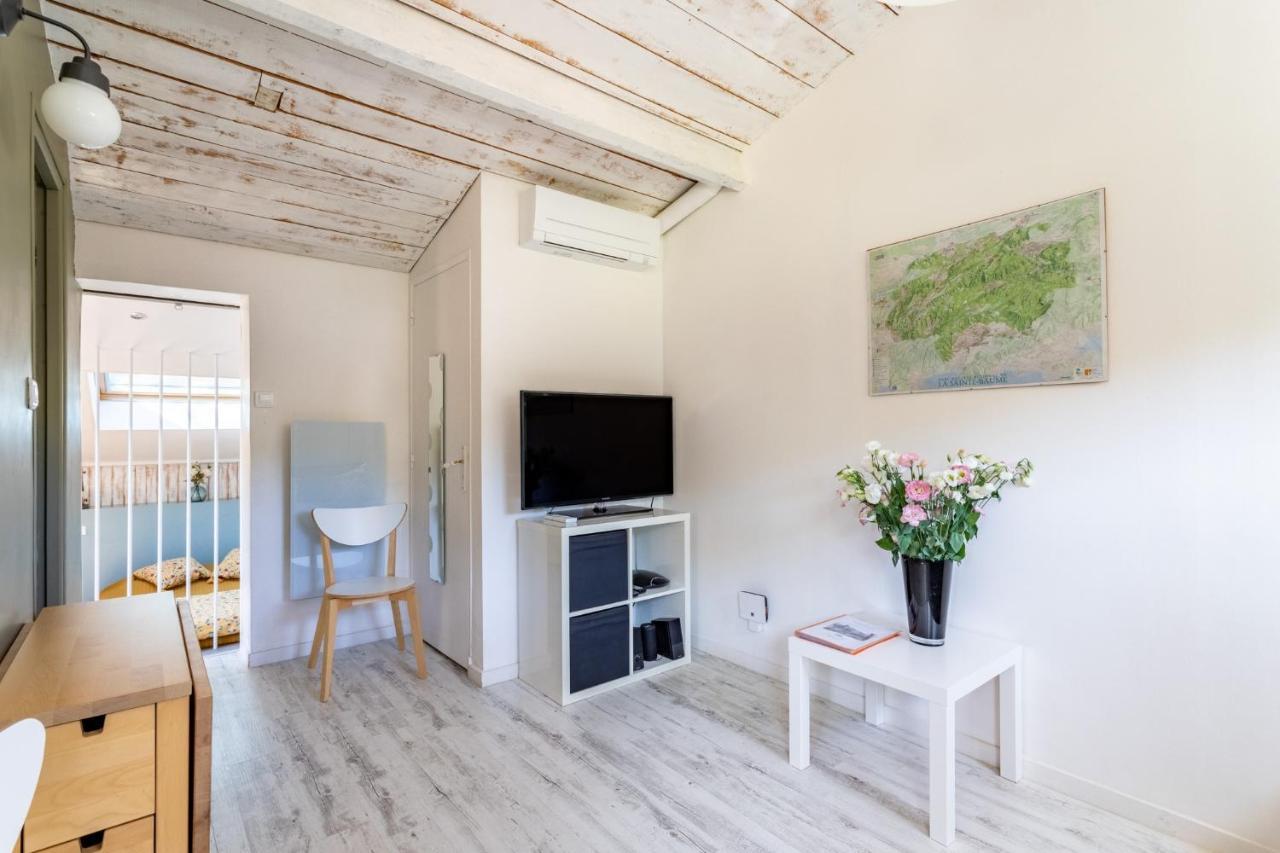 Gite L'Instant - Au Coeur D'Une Oliveraie Belgentier Exterior foto