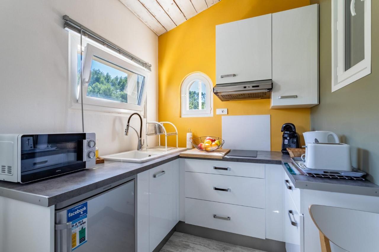 Gite L'Instant - Au Coeur D'Une Oliveraie Belgentier Exterior foto